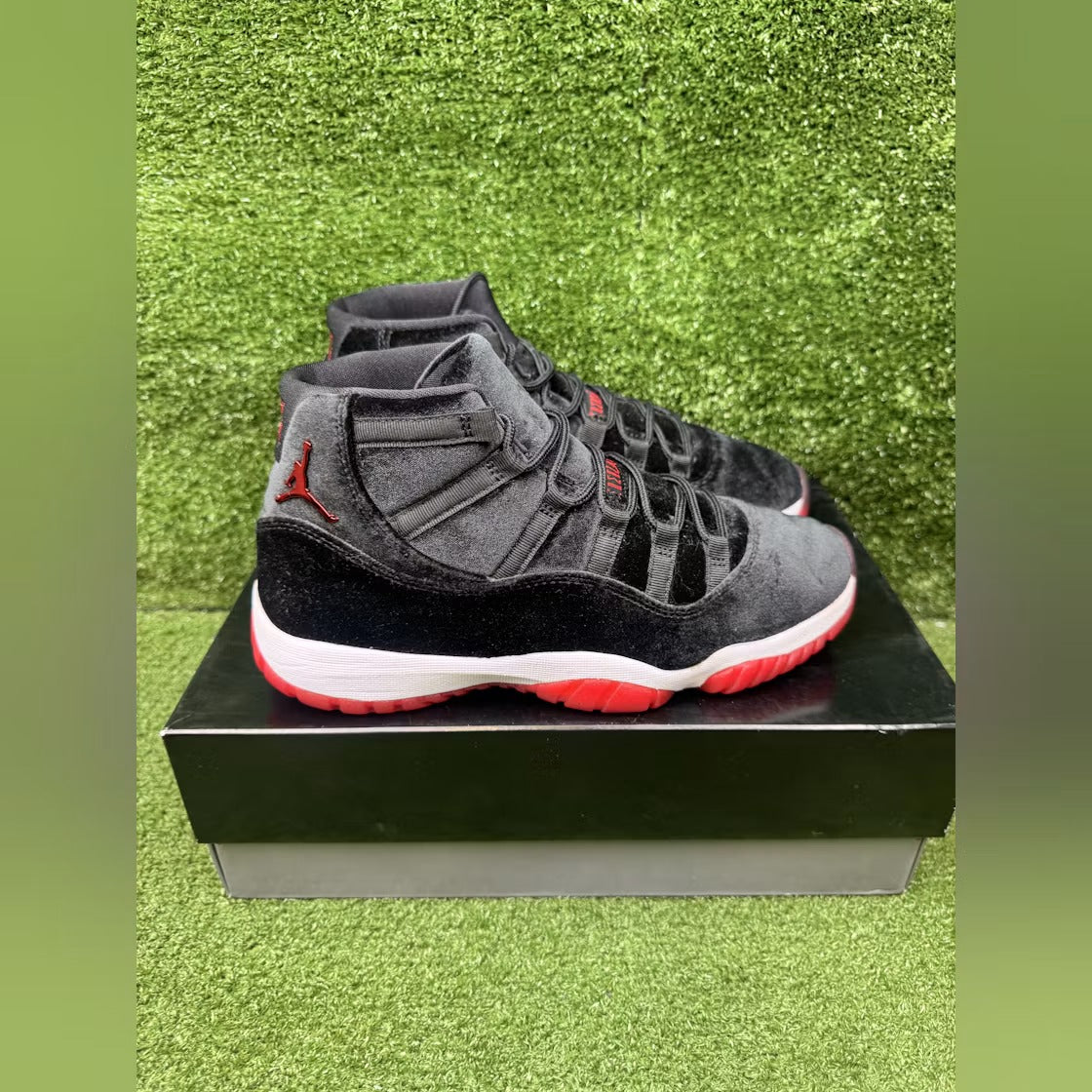 Air Jordan 11 Retro Bred Velvet (Women's)