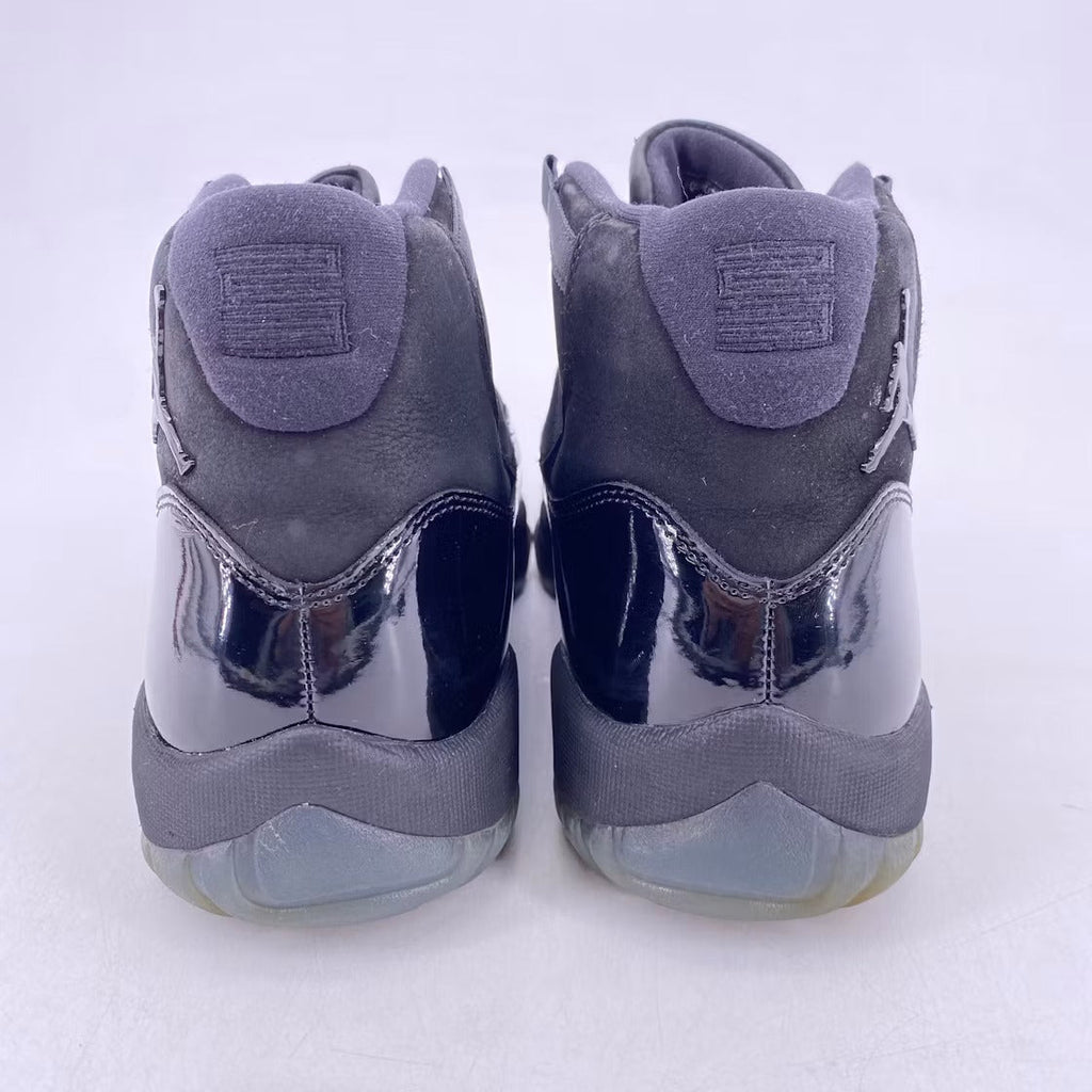 Air Jordan 11 Retro Cap and Gown