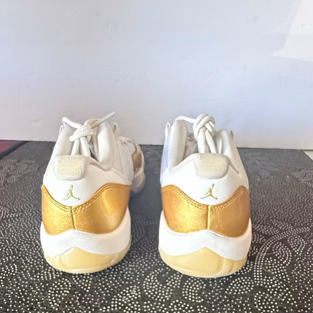 Air Jordan 11 Retro Low Mother's Day (Women's)