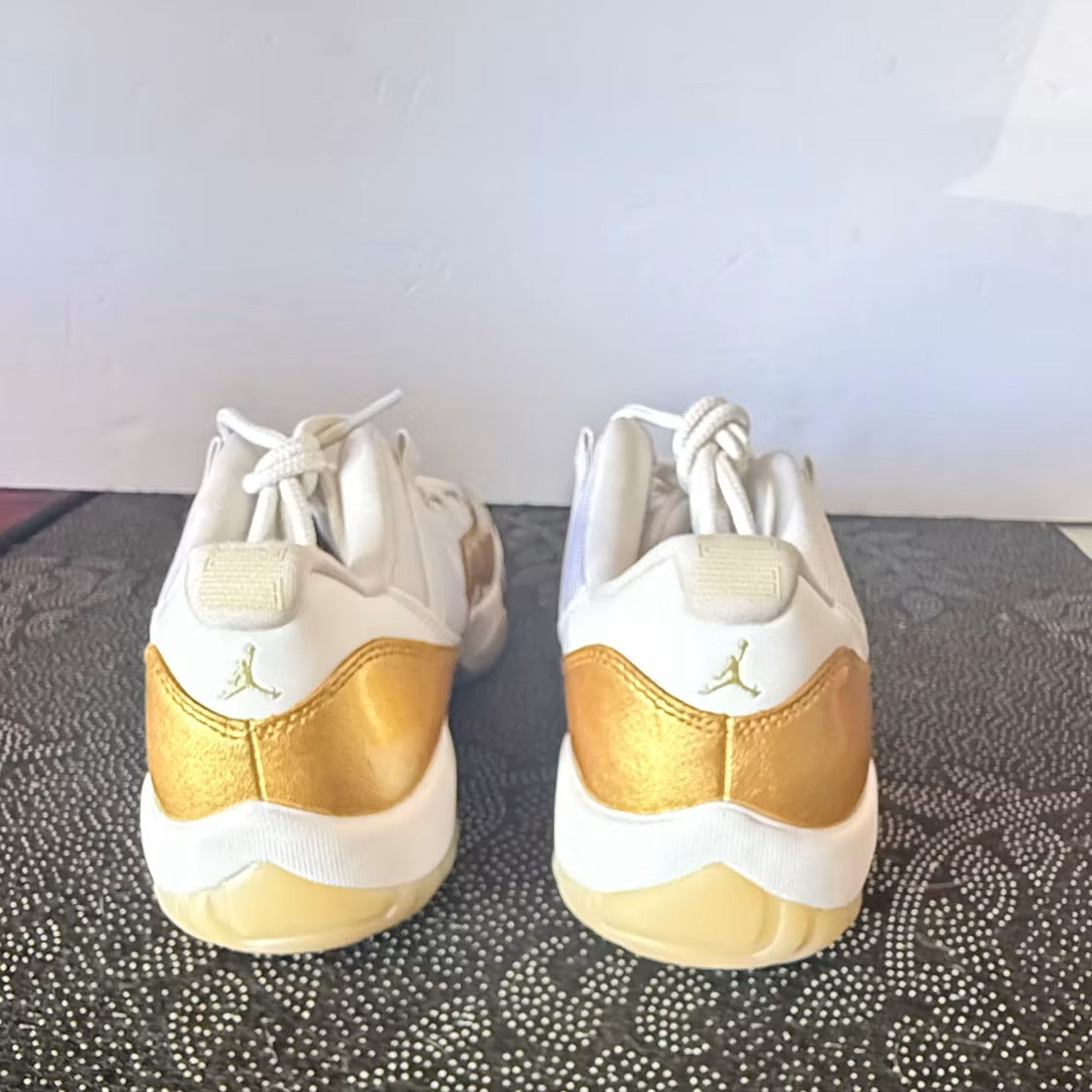 Air Jordan 11 Retro Low Mother's Day (Women's)