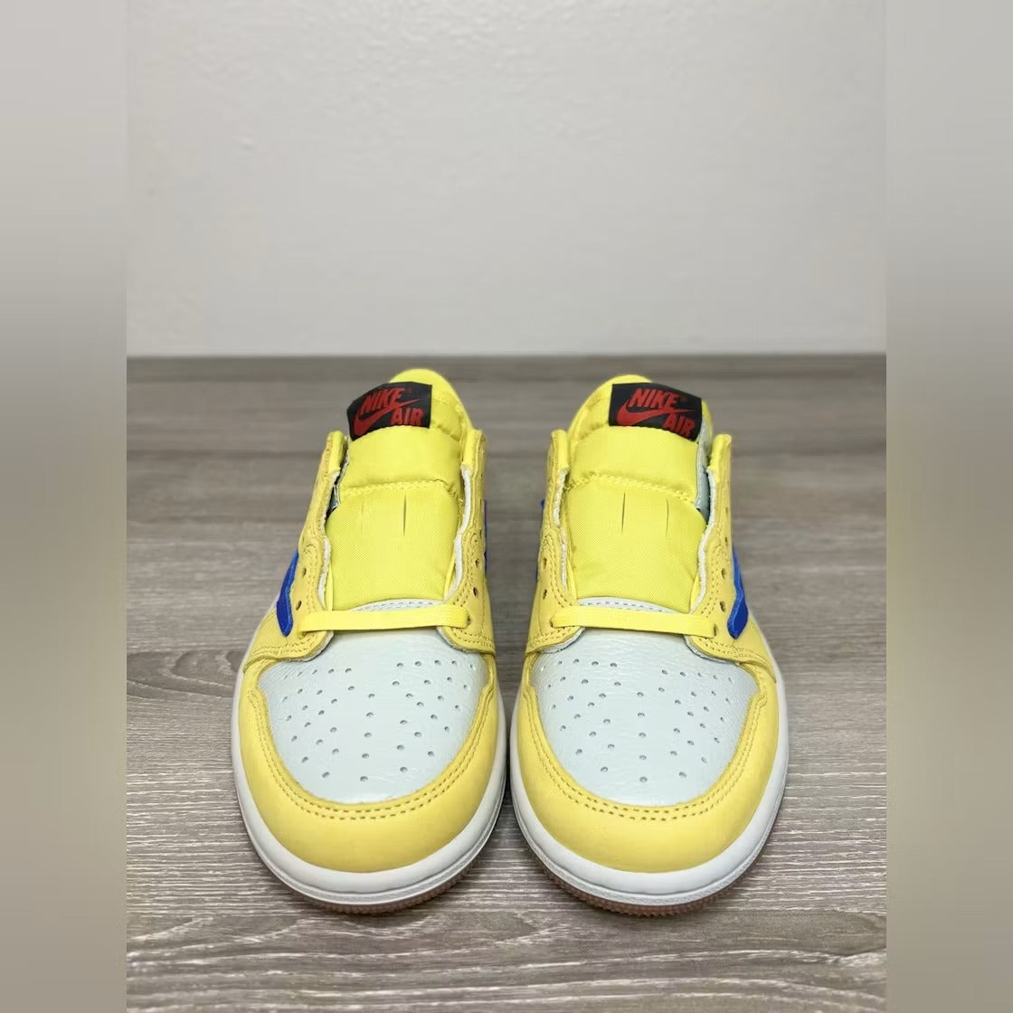 Air Jordan 1 Retro Low OG SP Travis Scott Canary (Women's)