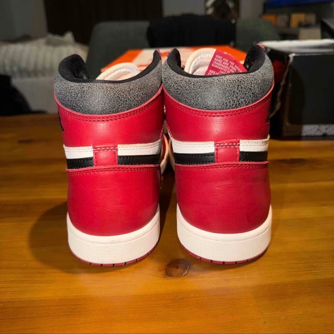 Air Jordan 1 Retro High OG Chicago Lost and Found
