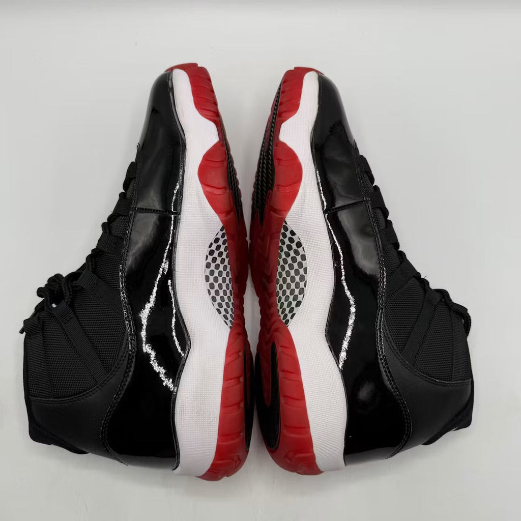 Air Jordan 11 Retro Playoffs Bred (2019)