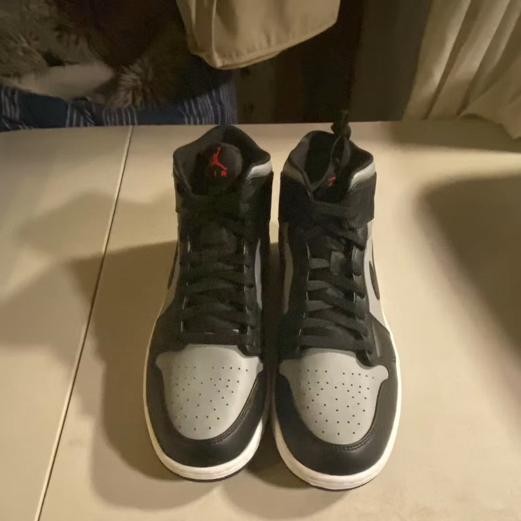 Air Jordan 1 Mid Shadow Red
