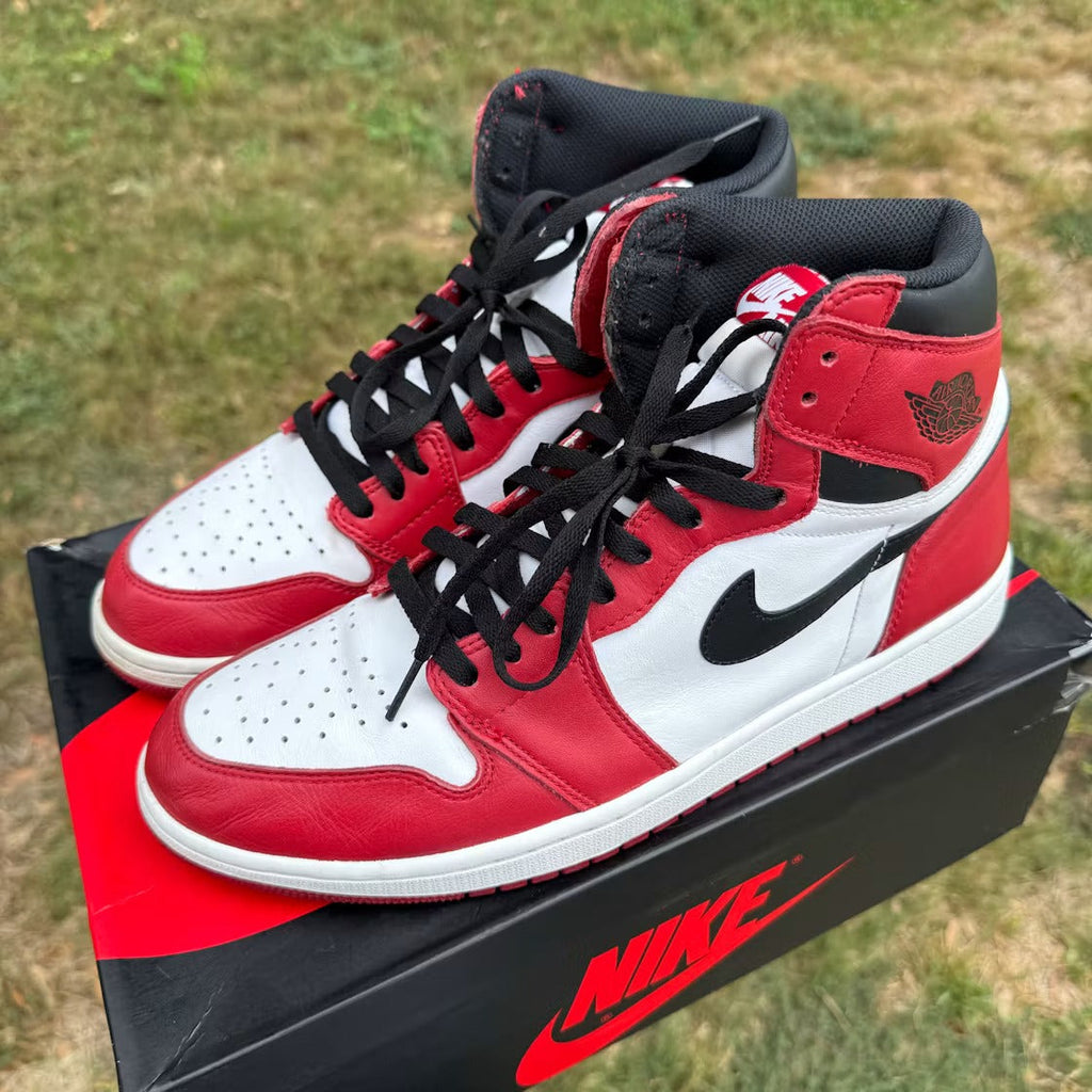 Air Jordan 1 Retro Chicago (2015)