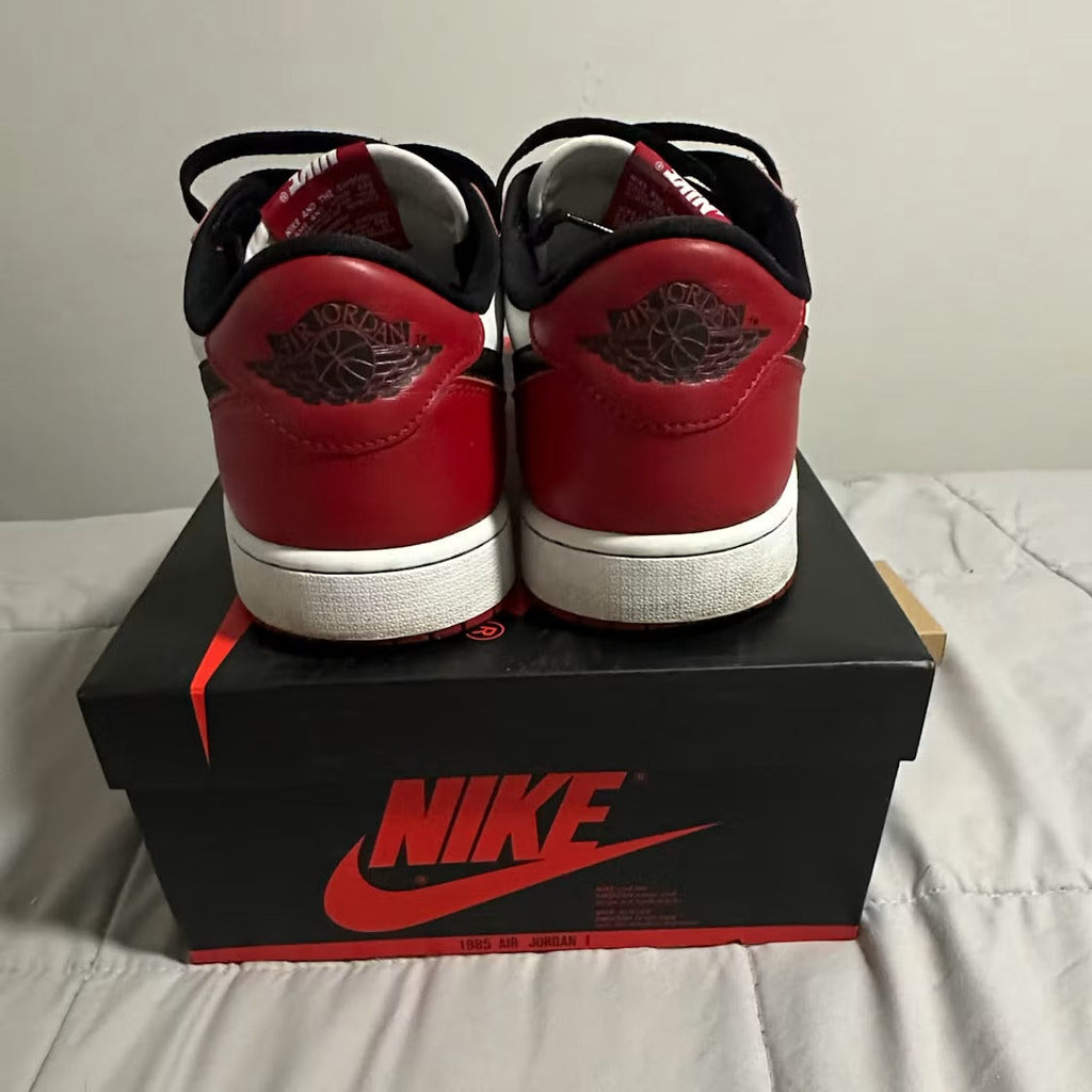 Air Jordan 1 Retro Low OG Chicago (2025)